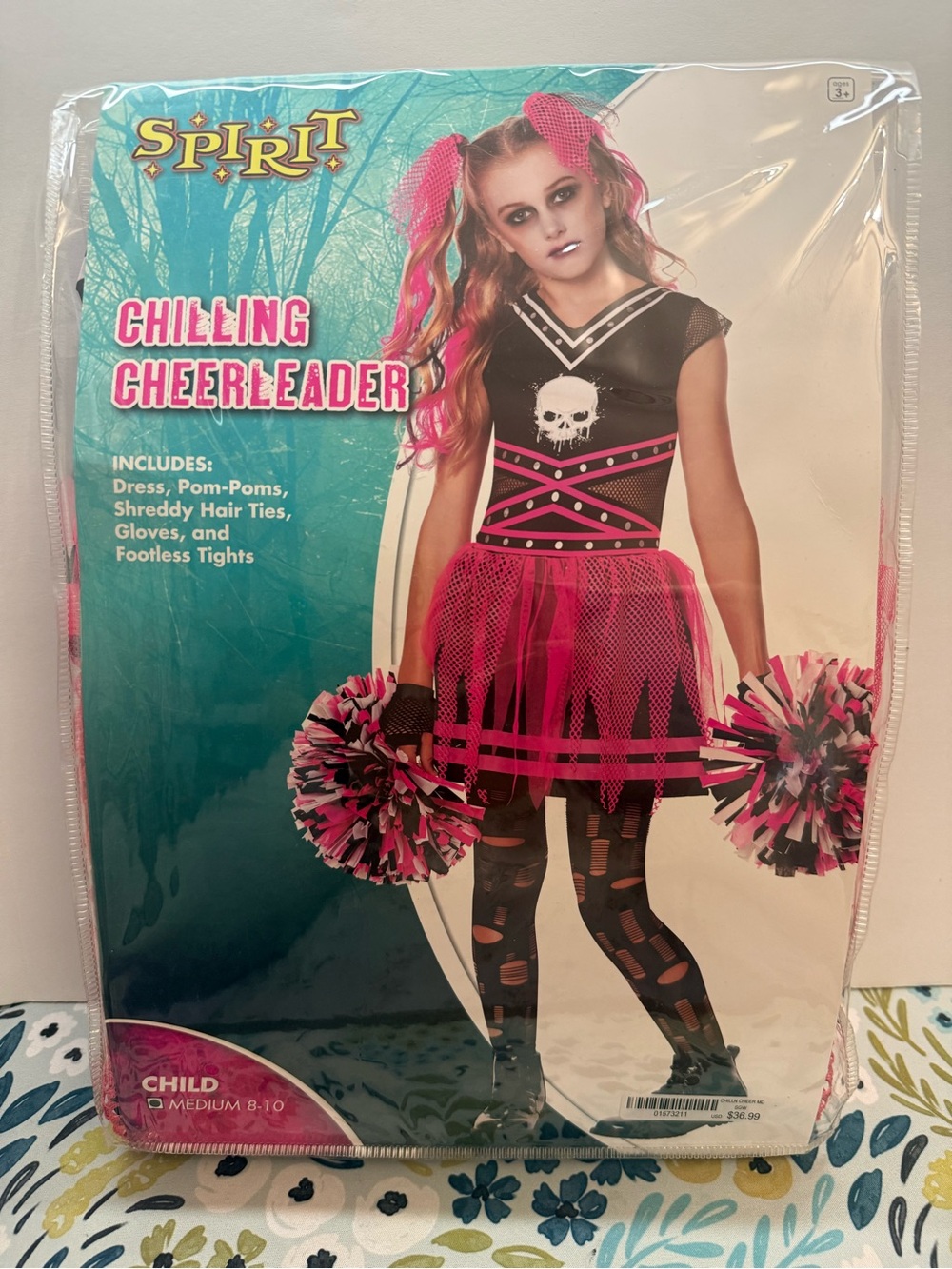 NIB Spirit Halloween Chilling Cheerleader Costume - Child Medium 8/10